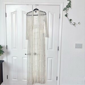 Forever 21 Elegant Sheer White Lace Maxi Dress size Medium